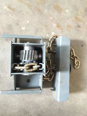 The Heavy Truck Parts High Quality Tire Carrier With Chain Made In China
